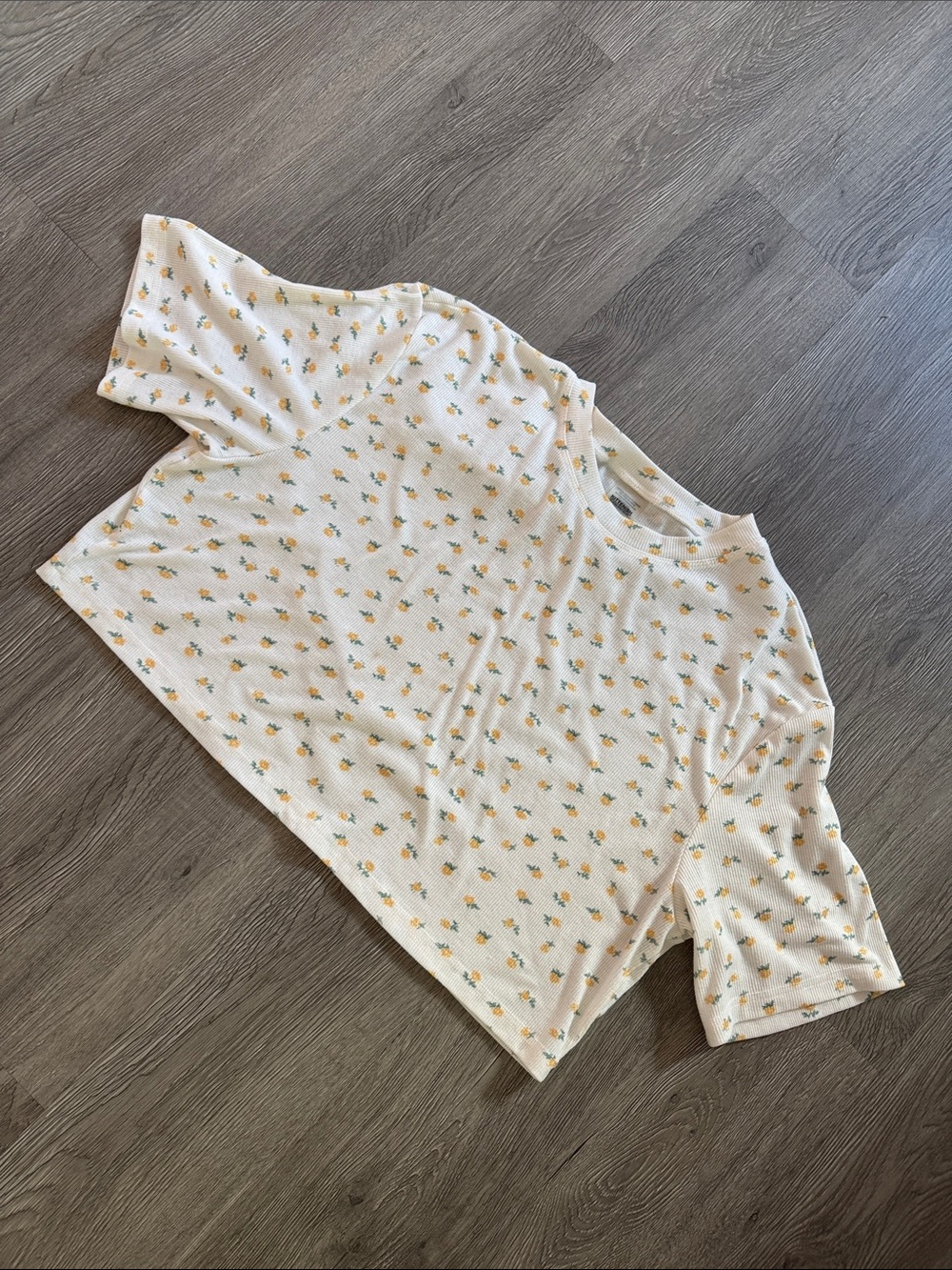 Kittenish Cream Cropped Tee with Yellow Floral Print